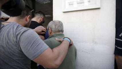 Βαρύς ο πέλεκυς της δικαιοσύνης: Ο «βιαστής της Δάφνης» στη φυλακή για 42 χρόνια Βαρύς ο πέλεκυς της δικαιοσύνης: Ο «βιαστής της Δάφνης» στη φυλακή για 42 χρόνια
