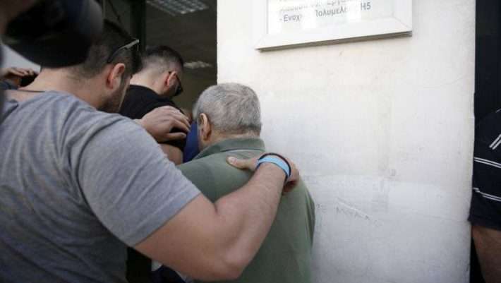 Βαρύς ο πέλεκυς της δικαιοσύνης: Ο «βιαστής της Δάφνης» στη φυλακή για 42 χρόνια Βαρύς ο πέλεκυς της δικαιοσύνης: Ο «βιαστής της Δάφνης» στη φυλακή για 42 χρόνια