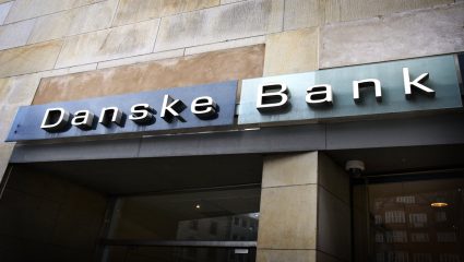 Σκάνδαλο μεγατόνων: Η υπόθεση που κλωνίζει τη Δανία και τα 200 δισ. ευρώ! Σκάνδαλο μεγατόνων: Η υπόθεση που κλωνίζει τη Δανία και τα 200 δισ. ευρώ!
