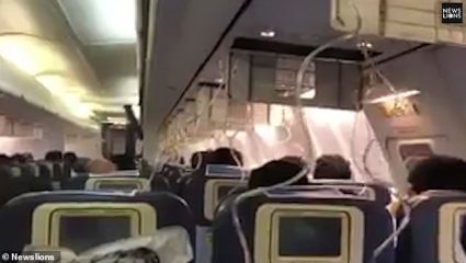 Το πλήρωμα του αεροπλάνου δεν διατήρησε την πίεση και οι επιβάτες μάτωσαν! (ΒΙΝΤΕΟ) Το πλήρωμα του αεροπλάνου δεν διατήρησε την πίεση και οι επιβάτες μάτωσαν! (ΒΙΝΤΕΟ)