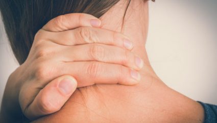Τι συμβαίνει με το αυχενικό σύνδρομο Τι συμβαίνει με το αυχενικό σύνδρομο