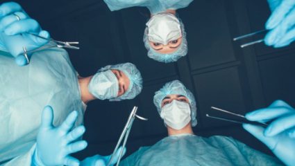 Πονούσε στην κοιλιά και ο λόγος ήταν απίστευτος – ΦΩΤΟ Πονούσε στην κοιλιά και ο λόγος ήταν απίστευτος – ΦΩΤΟ