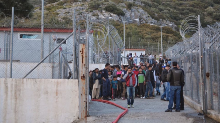 Ένταση με Αλγερινό με ξυράφι μέσα στο hot spot της Σάμου