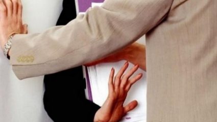 Απίστευτες αποκαλύψεις από δημοσιογράφο που καταγγέλει απόλυση και σεξουαλική παρενόχληση – ΒΙΝΤΕΟ Απίστευτες αποκαλύψεις από δημοσιογράφο που καταγγέλει απόλυση και σεξουαλική παρενόχληση – ΒΙΝΤΕΟ
