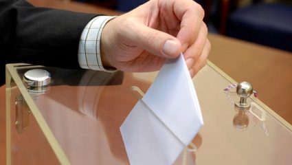 Εκλογές τον Απρίλιο εξετάζει η κυβέρνηση Εκλογές τον Απρίλιο εξετάζει η κυβέρνηση