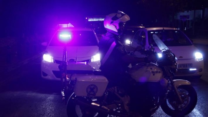 Οι ληστές δεν καταλαβαίνουν από... Ζορμπά! Ντου σε ζαχαροπλαστείο στον Γέρακα Οι ληστές δεν καταλαβαίνουν από... Ζορμπά! Ντου σε ζαχαροπλαστείο στον Γέρακα