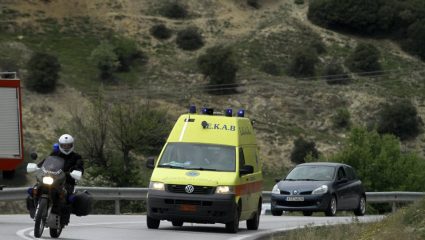 Γυναίκα έπαθε αμόκ και αυτοτραυματίστηκε με μαχαίρι στην Πάτρα Γυναίκα έπαθε αμόκ και αυτοτραυματίστηκε με μαχαίρι στην Πάτρα