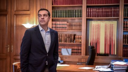 Έλληνας δημιουργός δηλώνει: «Ο Τσίπρας έσωσε τη χώρα…» Έλληνας δημιουργός δηλώνει: «Ο Τσίπρας έσωσε τη χώρα…»