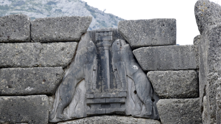 Σπουδαία αρχαιολογική ανακάλυψη στη Νεμέα: Βρήκαν ασύλητο τάφο