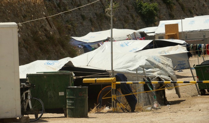 Ξεσηκώθηκαν γονείς στη Χίο - Δεν θέλουν τα παιδιά τους μαζί με προσφυγόπουλα στα σχολεία