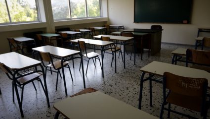 Σχολεία – φρούρια στην Κύπρο μετά το περιστατικό απαγωγής μαθητών Σχολεία – φρούρια στην Κύπρο μετά το περιστατικό απαγωγής μαθητών