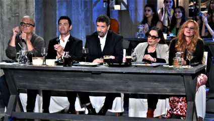 Άσχημα μαντάτα για τον Σπύρο Παπαδόπουλο και το «Στην Υγειά μας» Άσχημα μαντάτα για τον Σπύρο Παπαδόπουλο και το «Στην Υγειά μας»