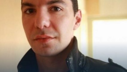 Δέσμευση Αλέξη Τσίπρα στη μητέρα του Ζακ Κωστόπουλου: «Η απώλεια του δεν θα ξεχαστεί» Δέσμευση Αλέξη Τσίπρα στη μητέρα του Ζακ Κωστόπουλου: «Η απώλεια του δεν θα ξεχαστεί»