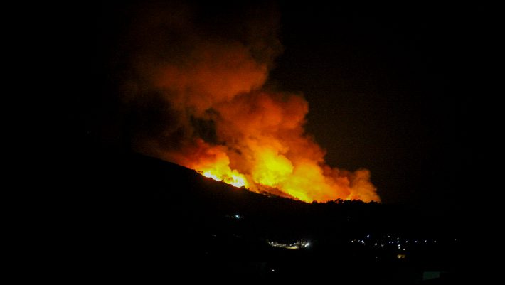 Τραγωδία: Κάηκε προσπαθώντας να σβήσει φωτιά στο χωράφι του
