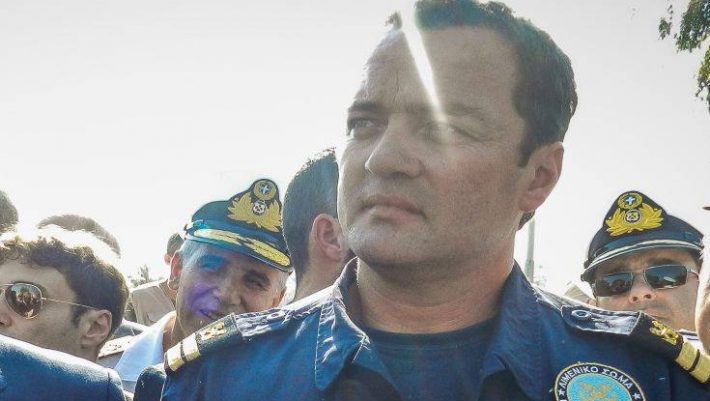 Tο τελευταίο «αντίο» στον υποπλοίαρχο Κυριάκο Παπαδόπουλο Tο τελευταίο «αντίο» στον υποπλοίαρχο Κυριάκο Παπαδόπουλο