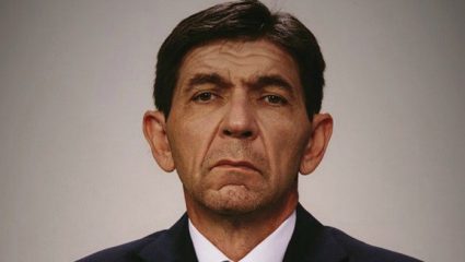 Απίστευτη ατάκα του Σκιαδαρέση για τον ρόλο του «Φατσέα» Απίστευτη ατάκα του Σκιαδαρέση για τον ρόλο του «Φατσέα»