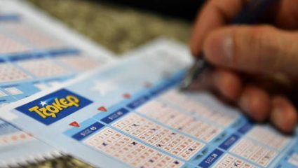 Έπαιξε 12 ευρώ και κέρδισε 895.830 στο Τζόκερ! Έπαιξε 12 ευρώ και κέρδισε 895.830 στο Τζόκερ!