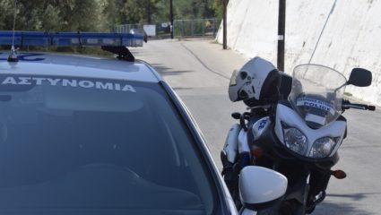 ΕΔΕ για τους αστυνομικούς που φαίνονται να βρίζουν πρόσφυγα στη Μόρια ΕΔΕ για τους αστυνομικούς που φαίνονται να βρίζουν πρόσφυγα στη Μόρια