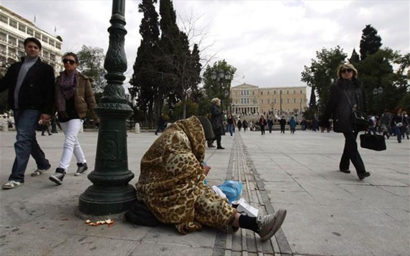 Στα πρόθυρα της φτώχειας 3,7 εκατ. Έλληνες!