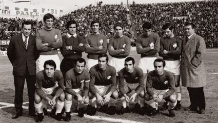 Φωτό-Ντοκουμέντο: Ο άνθρωπος που έστειλε στο Γουέμπλει τον Παναθηναϊκό ήταν μπασκετμπολίστας! Φωτό-Ντοκουμέντο: Ο άνθρωπος που έστειλε στο Γουέμπλει τον Παναθηναϊκό ήταν μπασκετμπολίστας!