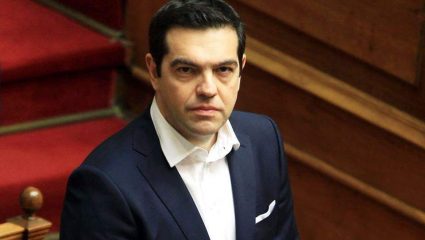 Αυστηρό μήνυμα Τσίπρα με πολλούς αποδέκτες: «Δεν θα ανεχτώ καμία διγλωσσία» Αυστηρό μήνυμα Τσίπρα με πολλούς αποδέκτες: «Δεν θα ανεχτώ καμία διγλωσσία»