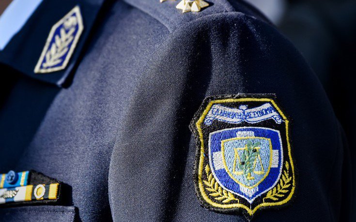 Σε διαθεσιμότητα ο αστυνομικός που βρέθηκε χτυπημένος στη Νίκαια