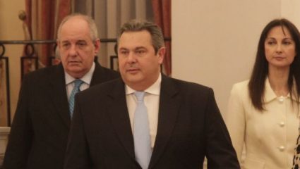 «Εμφύλιος» στους ΑΝΕΛ – Βέλη Καμμένου σε Κουίκ – Κουντουρά «Εμφύλιος» στους ΑΝΕΛ – Βέλη Καμμένου σε Κουίκ – Κουντουρά