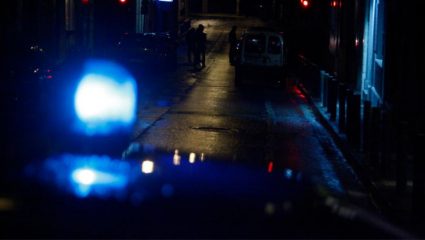 Τρόμος για τουρίστριες στη Μύκονο: Προσπάθησαν να τις βιάσουν μπροστά στην πόρτα τους Τρόμος για τουρίστριες στη Μύκονο: Προσπάθησαν να τις βιάσουν μπροστά στην πόρτα τους