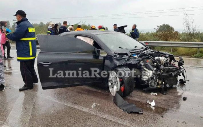 Tροχαίο με μητέρα και μωρό που μόλις βγήκαν από το μαιευτήριο - Σοκαριστικές εικόνες