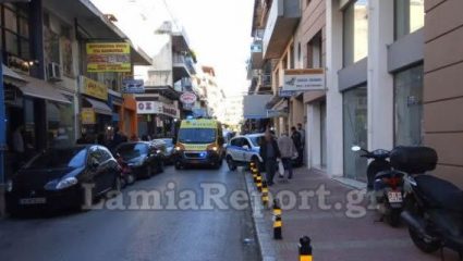 Λαμία: Εσκασε λάστιχο φορτηγού, εκτοξεύθηκε ο τάκος και τραυμάτισε 25χρονη Λαμία: Εσκασε λάστιχο φορτηγού, εκτοξεύθηκε ο τάκος και τραυμάτισε 25χρονη