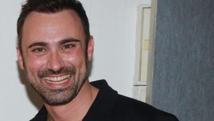 Στα χνάρια του θείου: Η ανιψιά του Καπουτζίδη παίζει σε σίριαλ του ΣΚΑΪ Στα χνάρια του θείου: Η ανιψιά του Καπουτζίδη παίζει σε σίριαλ του ΣΚΑΪ