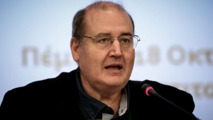 Ο Φίλης «κάρφωσε» τον Καραμανλή Ο Φίλης «κάρφωσε» τον Καραμανλή