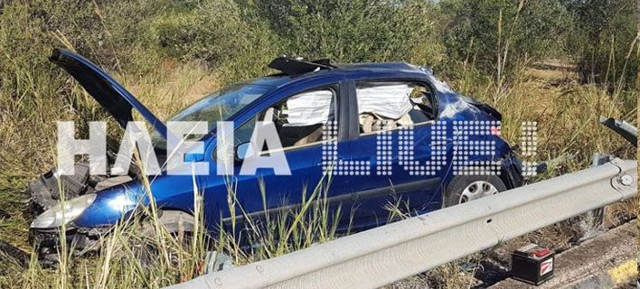 Σοκαριστικό τροχαίο στην Ηλεία: η μπάρα διαπέρασε το αυτοκίνητο, σώθηκε η οδηγός