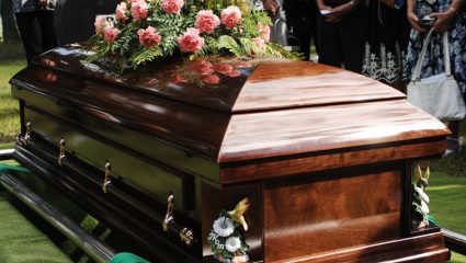 O άνδρας που γύρισε από τους… νεκρούς: η αληθινή ιστορία που ξεπερνά κάθε φαντασία O άνδρας που γύρισε από τους… νεκρούς: η αληθινή ιστορία που ξεπερνά κάθε φαντασία