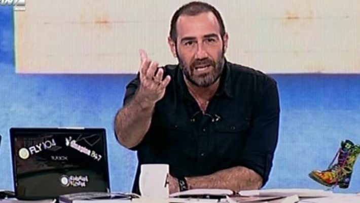Ο Αντώνης Κανάκης επιστρέφει με το Ράδιο Αρβύλα - Πού και πότε θα τον δούμε Ο Αντώνης Κανάκης επιστρέφει με το Ράδιο Αρβύλα - Πού και πότε θα τον δούμε