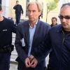Έσπασε το «βραχιολάκι» κι εξαφανίστηκε ο υπόδικος για τα εξοπλιστικά Ζαν Κλοντ Όσβαλντ Έσπασε το «βραχιολάκι» κι εξαφανίστηκε ο υπόδικος για τα εξοπλιστικά Ζαν Κλοντ Όσβαλντ
