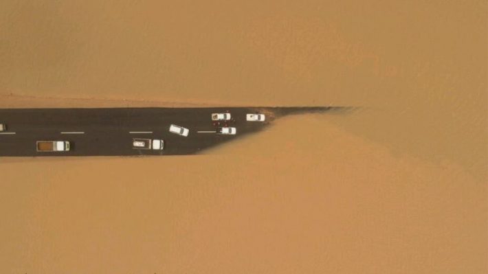 Εικόνες Αποκάλυψης στη Σαουδική Αραβία... πλημμύρισε η έρημος! (ΒΙΝΤΕΟ)