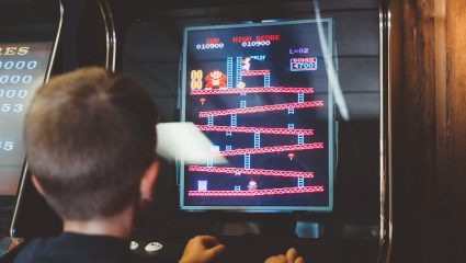 Αυτό το video game ψηφίστηκε ως το καλύτερο όλων των εποχών! (ΒΙΝΤΕΟ) Αυτό το video game ψηφίστηκε ως το καλύτερο όλων των εποχών! (ΒΙΝΤΕΟ)