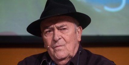 Πέθανε ο σπουδαίος σκηνοθέτης Μπερνάντο Μπερτολούτσι Πέθανε ο σπουδαίος σκηνοθέτης Μπερνάντο Μπερτολούτσι