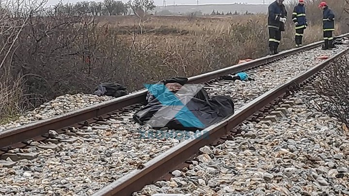 Φρίκη: Διαμελισμένα σώματα τεσσάρων ανθρώπων στη σιδηροδρομική γραμμή Αλεξανδρούπολης - Κομοτηνής (ΦΩΤΟ + ΒΙΝΤΕΟ)