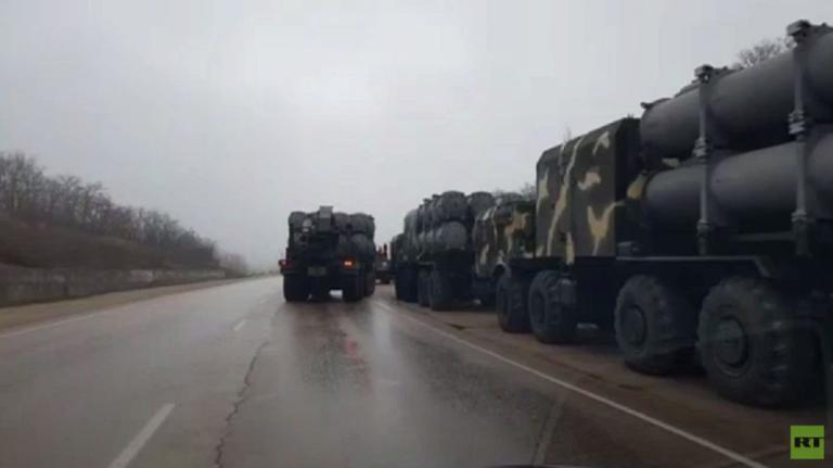 Σε θέση μάχης στην Κριμαία: Η Μόσχα γέμισε το Κερτς με πυραύλους