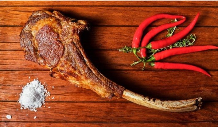 Μοναδικές γεύσεις στο Steak Alive του Κορυδαλλού