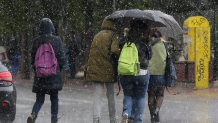 Καιρός: Παραμένει βροχερό το σκηνικό Καιρός: Παραμένει βροχερό το σκηνικό