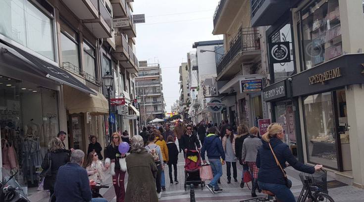 Δραματική προειδοποίηση από τον ΣΕΒ: SOS, o πληθυσμός της Ελλάδας μειώνεται και γερνάει