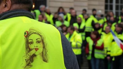 Ρωσικός δάκτυλο στα κίτρινα γιλέκα; Έρευνες και στα social media Ρωσικός δάκτυλο στα κίτρινα γιλέκα; Έρευνες και στα social media