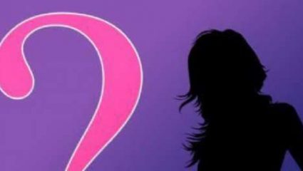 Σοκάρει η Ελληνίδα παρουσιάστρια για την επίθεση που δέχθηκε: «Έρχεται και κολλάει στο παράθυρο τα γεννητικά του όργανα» Σοκάρει η Ελληνίδα παρουσιάστρια για την επίθεση που δέχθηκε: «Έρχεται και κολλάει στο παράθυρο τα γεννητικά του όργανα»