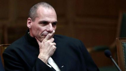 Η αναπάντεχη συνάντηση Βαρουφάκη – Τσοβόλα Η αναπάντεχη συνάντηση Βαρουφάκη – Τσοβόλα