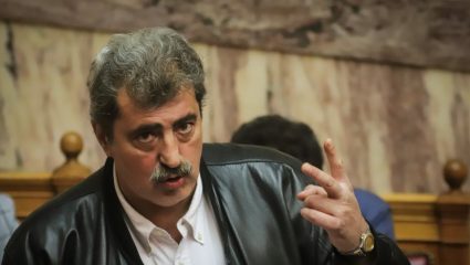 Πολάκης κατά συντρόφων του στον ΣΥΡΙΖΑ και τη «συμμορία» Μητσοτάκη Πολάκης κατά συντρόφων του στον ΣΥΡΙΖΑ και τη «συμμορία» Μητσοτάκη