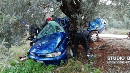 Τραγωδία στην άσφαλτο: Νεκρός ο πατέρας σε τροχαίο, βαριά τραυματισμένη σύζυγος και το παιδί Τραγωδία στην άσφαλτο: Νεκρός ο πατέρας σε τροχαίο, βαριά τραυματισμένη σύζυγος και το παιδί