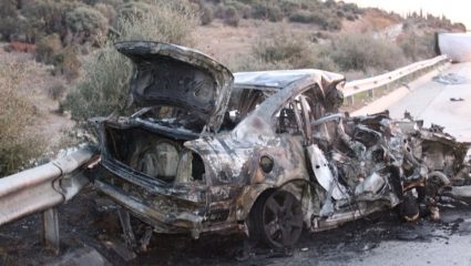 Τραγωδία σε τροχαίο στην Εγνατία – Κάηκαν τρεις άνθρωποι ζωντανοί Τραγωδία σε τροχαίο στην Εγνατία – Κάηκαν τρεις άνθρωποι ζωντανοί